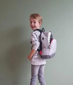 Haai Rugzak -Schoolbenodigdheden 1035x1200 7