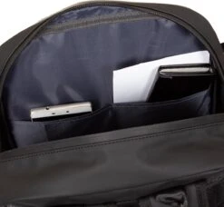 New Rebels® Harper - Rugtas - Zwart - Waterbestendig - 9L - 28x8x38cm - Rugzak / Backpack 34 New Rebels® Harper - Rugtas - Zwart - Waterbestendig - 9L - 28x8x38cm - Rugzak / Backpack -Schoolbenodigdheden 1200x1106