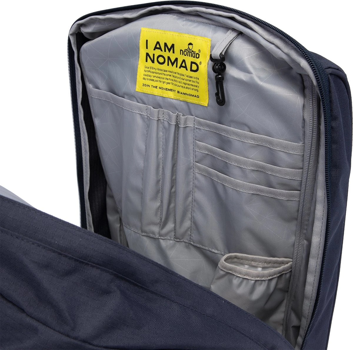 NOMAD® Boarding Rugzak Trolley 26L Dark Navy | Reistas Met Wielen | Handbagage Laptopvak | 35x30x52cm Rugzaktrolley Volwassenen 3 NOMAD® Boarding Rugzak Trolley 26L Dark Navy | Reistas Met Wielen | Handbagage Laptopvak | 35x30x52cm Rugzaktrolley Volwassenen - Afbeelding 3