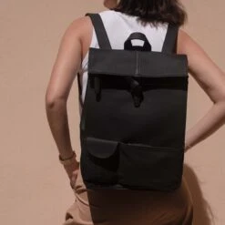 Violet Hamden Essential Bag Dames LaptoptasRugzak Kunststof - Zwart -Schoolbenodigdheden 1200x1200 1102