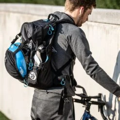 Cádomotus Airflow 2.0 Trainings Rugzak XL - Compacte, Comfortabele En Elegante Sportrugtas 30L + 15L - Waterdicht En Oersterk - Wedstrijdtas Voor O.a. Triathlon, MTB, Schaatsen, Skeeleren En Fietsen -Schoolbenodigdheden 1200x1200 165
