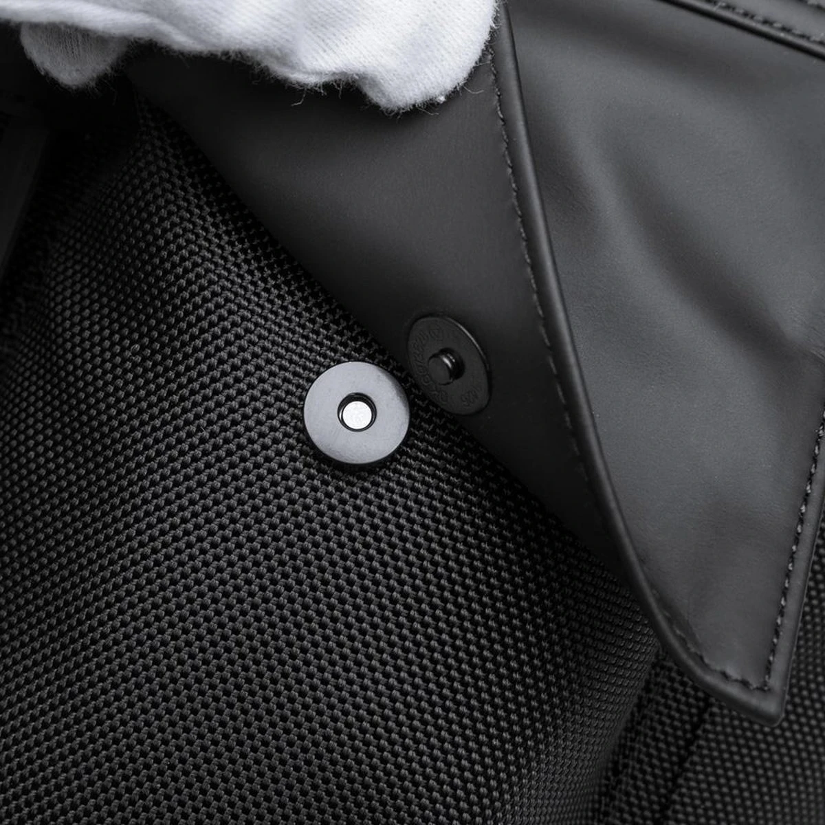 Bange Rugzak - 15,6 Inch Laptop Vak - Multifunctioneel - Comfort - Incl. Smart Thermosfles 17 Bange Rugzak - 15,6 Inch Laptop Vak - Multifunctioneel - Comfort - Incl. Smart Thermosfles - Afbeelding 17