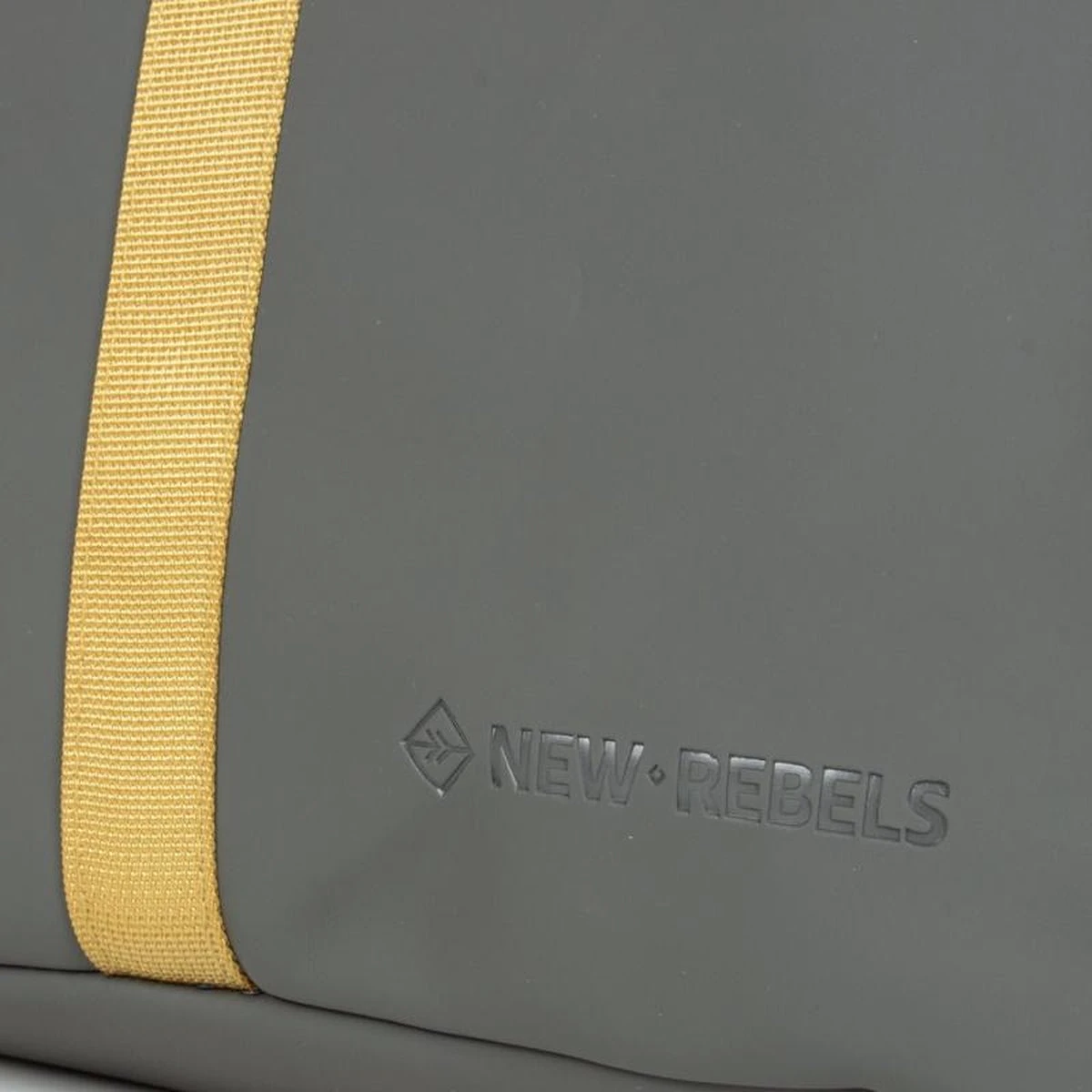 New Rebels® Tim - Rugtas - Geel - Waterafstotend - Roll-top - 15.6151413121087.9 - 30x12x43cm - Rugzak / Backpack 9 New Rebels® Tim - Rugtas - Geel - Waterafstotend - Roll-top - 15.6151413121087.9 - 30x12x43cm - Rugzak / Backpack - Afbeelding 9