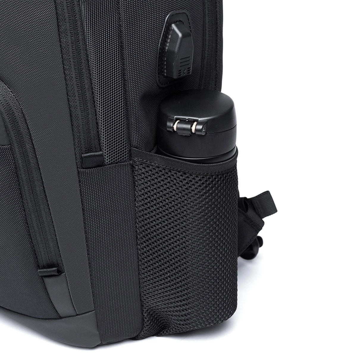 ACROPAQ Rugzak - Met Laptopvak 17 Inch, Waterdicht, Voor Dames En Heren, USB Aansluiting - Rugtas Voor Meisje En Jongens- Zwart 5 ACROPAQ Rugzak - Met Laptopvak 17 Inch, Waterdicht, Voor Dames En Heren, USB Aansluiting - Rugtas Voor Meisje En Jongens- Zwart - Afbeelding 5