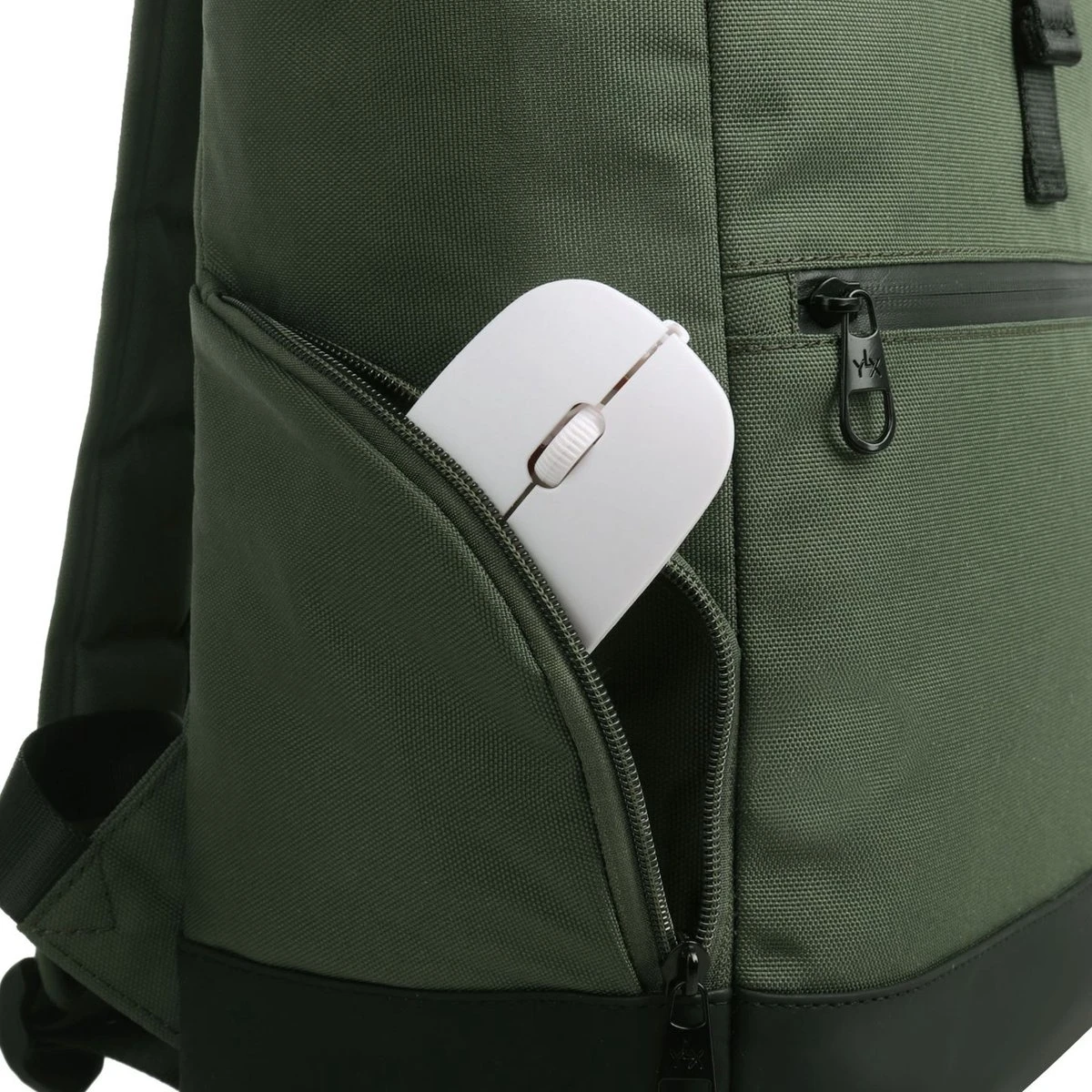 YLX Aven Backpack | Bronze Green | Groen. Recycled Rpet Materiaal. Gerecyclede Plastic Flessen. Eco Friendly. Duurzaam. 14" Laptop Hoes. Backpack - Reistas - Schooltas - Mannen - Vrouwen - Middelbare Scholieren - Studenten - Jongens - Meisjes 5 YLX Aven Backpack | Bronze Green | Groen. Recycled Rpet Materiaal. Gerecyclede Plastic Flessen. Eco Friendly. Duurzaam. 14" Laptop Hoes. Backpack - Reistas - Schooltas - Mannen - Vrouwen - Middelbare Scholieren - Studenten - Jongens - Meisjes - Afbeelding 5