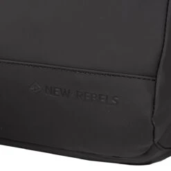 New Rebels® Harper - Rugtas - Zwart - Waterbestendig - 9L - 28x8x38cm - Rugzak / Backpack 31 New Rebels® Harper - Rugtas - Zwart - Waterbestendig - 9L - 28x8x38cm - Rugzak / Backpack -Schoolbenodigdheden 1200x1200 614