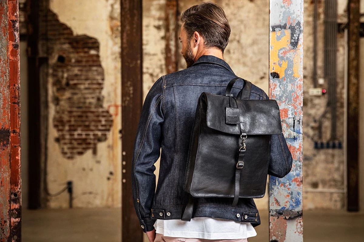 Burkely Antique Avery Unisex Rugzak - Cognac 17 Burkely Antique Avery Unisex Rugzak - Cognac - Afbeelding 17