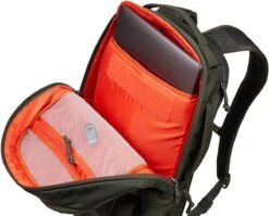 Thule Subterra 30L - Laptop Rugzak 15.6 Inch - Dark Forest -Schoolbenodigdheden 1200x966 1