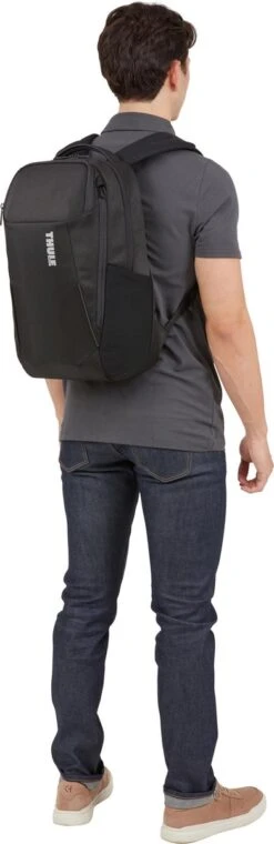 Thule Accent 23L - Laptop Rugzak - 15 Tot 16 Inch - Zwart 35 Thule Accent 23L - Laptop Rugzak - 15 Tot 16 Inch - Zwart -Schoolbenodigdheden 390x1200 2