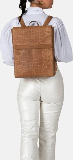 Burkely Casual Cayla Dames Rugtas 14" - Cognac -Schoolbenodigdheden 551x1200 3