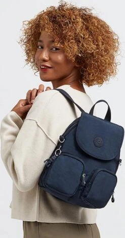 Kipling FIREFLY UP Rugzak, 7.5 Liter -Blue Bleu 2 -Schoolbenodigdheden 630x1200