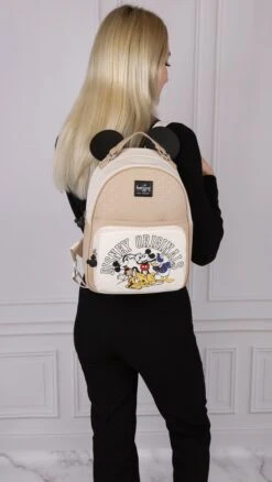 DISNEY Mickey Mouse And Friends - Beige Rugzak Met Reliëf En Een Handvat -Schoolbenodigdheden 676x1200 1
