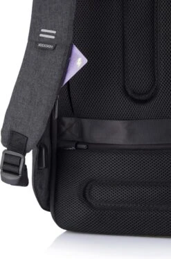 XD Design Bobby Hero XL - Anti-Diefstal Rugzak 21.5 Liter - Zwart -Schoolbenodigdheden 792x1200 4