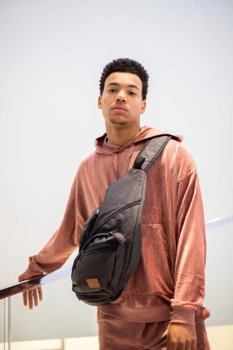 New Rebels® Heaven - Rugtas - Zwart - 54x10x30cm - Rugzak / Backpack 9 New Rebels® Heaven - Rugtas - Zwart - 54x10x30cm - Rugzak / Backpack - Afbeelding 9