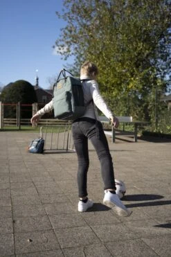 Beagles Originals Torrent Rugzak 13,3 Inch (29,4x16,6 Cm.) - Blauw 13 Beagles Originals Torrent Rugzak 13,3 Inch (29,4x16,6 Cm.) - Blauw -Schoolbenodigdheden 800x1200 102