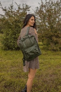 Bear Design Maja Leren Rugzak - Cognac 18 Bear Design Maja Leren Rugzak - Cognac -Schoolbenodigdheden 800x1200 72