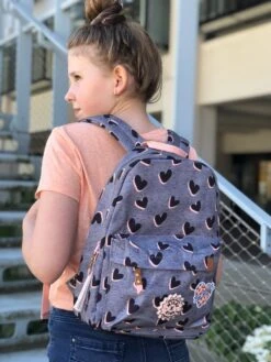 Milky Kiss Love Land - Rugzak - Schooltas Meisje - Grijs - Hartjes -Schoolbenodigdheden 900x1200 11