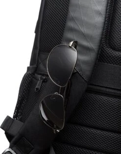 ACROPAQ Rugzak - Met Laptopvak 17 Inch, Waterdicht, Voor Dames En Heren, USB Aansluiting - Rugtas Voor Meisje En Jongens- Zwart 18 ACROPAQ Rugzak - Met Laptopvak 17 Inch, Waterdicht, Voor Dames En Heren, USB Aansluiting - Rugtas Voor Meisje En Jongens- Zwart -Schoolbenodigdheden 943x1200